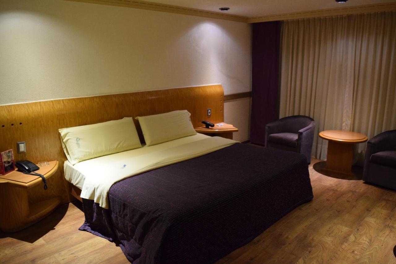 Hotel & Suites La Marquesa Toluca Eksteriør bilde